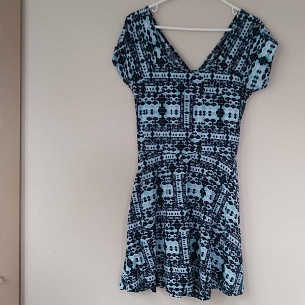 Ultra Flirt Peak A Boo Back Summer Dress Junior XL
